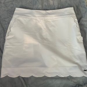 Vineyard Vines white tennis/golf skirt